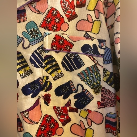 3 for $15 💜 Dearfoams Vanilla Snow Day Pajama Top - Picture 7 of 9